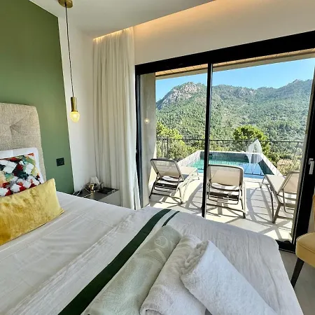 Neuve Perchée - Vue Splendide Villa *