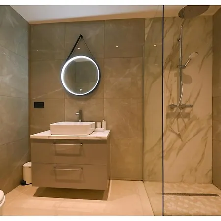 Neuve Perchée - Vue Splendide Villa Zonza