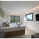 Neuve Perchee - Vue Splendide 宗扎