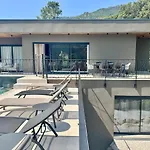 Neuve Perchee - Vue Splendide * 宗扎