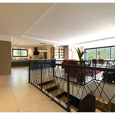 Neuve Perchee - Vue Splendide Zonza