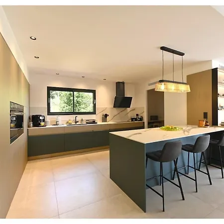 Neuve Perchee - Vue Splendide Βίλα *