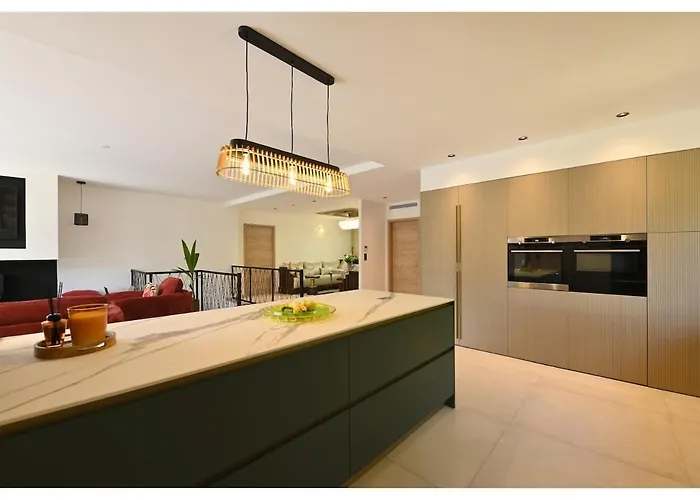 Villa Neuve Perchee - Vue Splendide