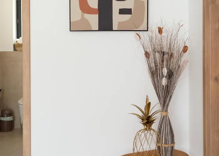 Neuve Perchee - Vue Splendide Villa