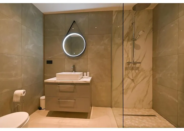 Neuve Perchee - Vue Splendide Villa Zonza