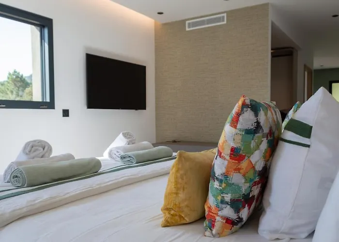 Villa Neuve Perchee - Vue Splendide