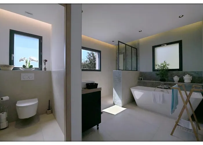 Villa Neuve Perchee - Vue Splendide